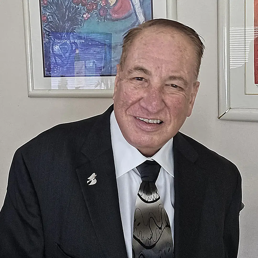 Dr. David Lubin headshot