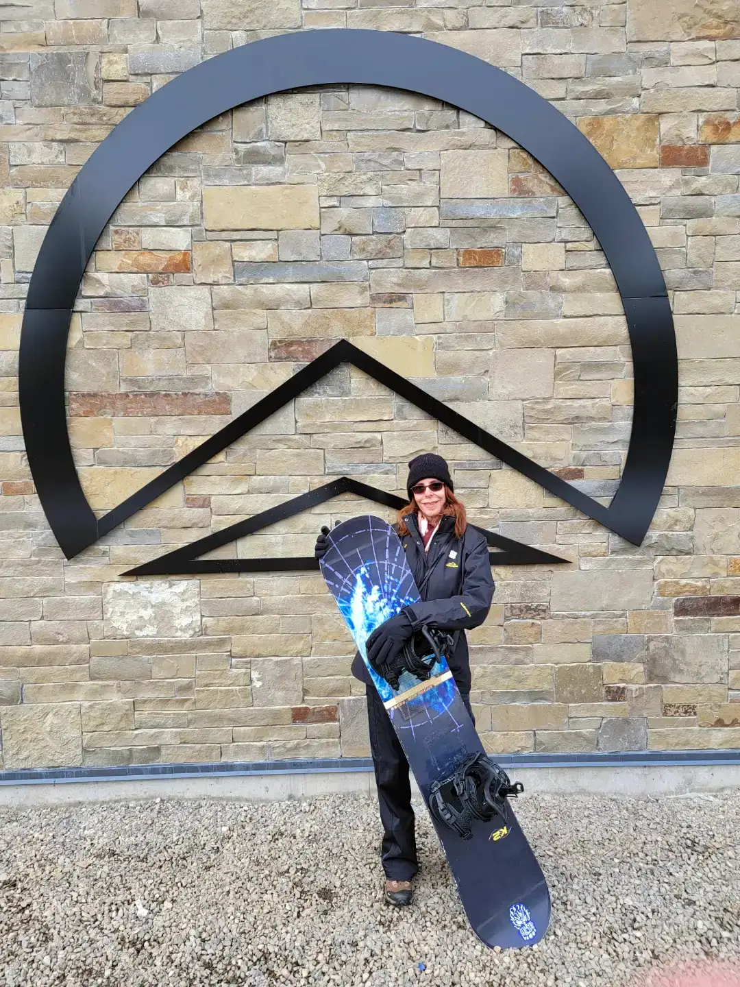Shana Williams - hobby snowboard